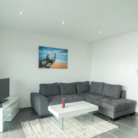 Cologne Apartment Baska Voda